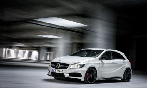 Mercedes-Benz A 45 AMG #14