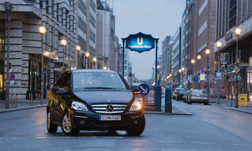 Mercedes-Benz B 200 CDI #9