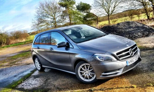 Mercedes-Benz B 220 #8