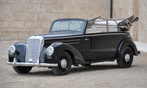 Mercedes-Benz B 220 #12
