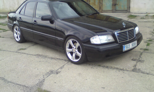 Mercedes-Benz C 180 #15