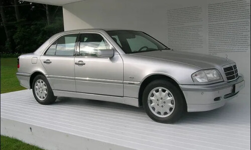 Mercedes-Benz C 220 CDI #8