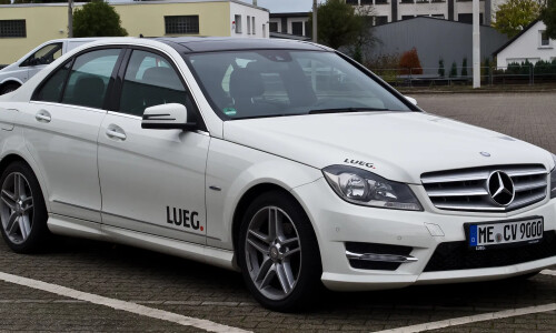 Mercedes-Benz C 220 CDI #11