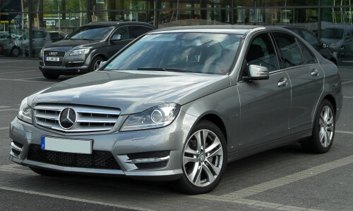 Mercedes-Benz C 220 CDI BlueEfficiency #12