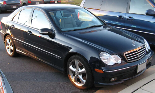 Mercedes-Benz C 230 #1