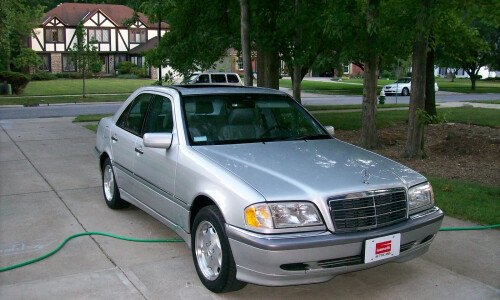 Mercedes-Benz C 230 #7