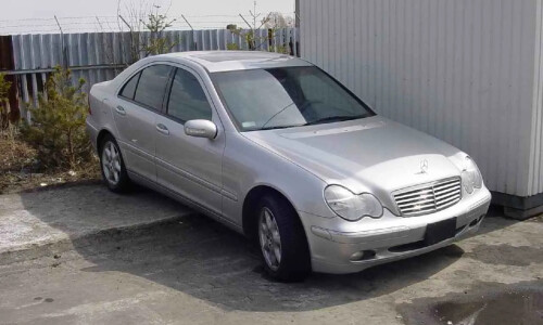 Mercedes-Benz C 240 #11