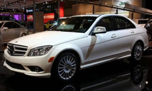 Mercedes-Benz C 300 #13