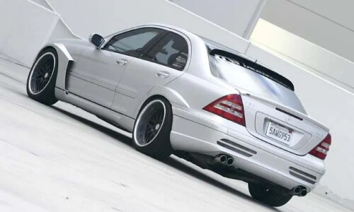 Mercedes-Benz C 32 AMG #2