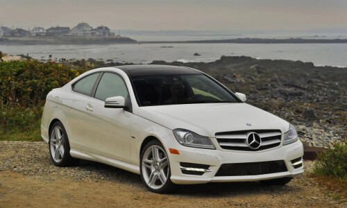 Mercedes-Benz C 350 #10