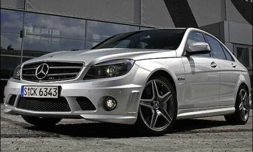 Mercedes-Benz C 63 AMG #10