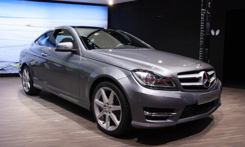 Mercedes-Benz C Coupe #8