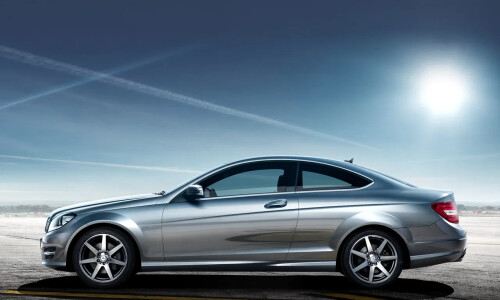 Mercedes-Benz C Coupe #11