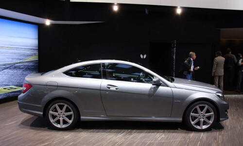 Mercedes-Benz C-Klasse Coupe #1