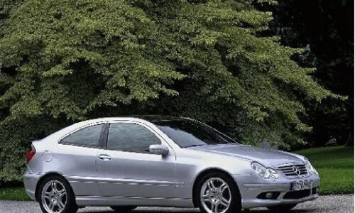 Mercedes-Benz C-Klasse Sportcoupé #9