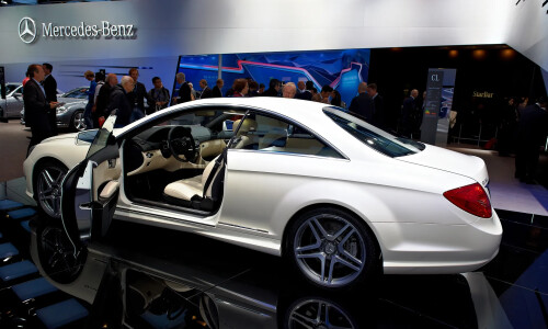 Mercedes-Benz CL 63 AMG #7