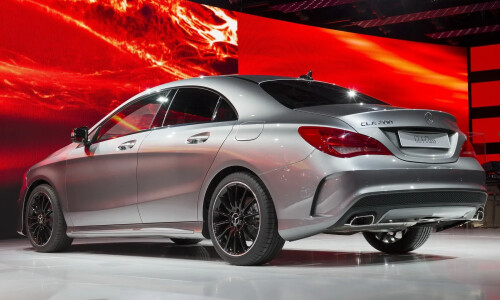 Mercedes-Benz CLA 180 #2