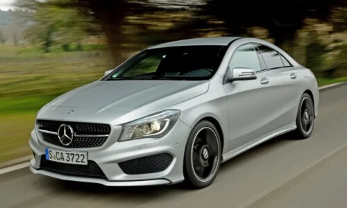 Mercedes-Benz CLA 180 #8