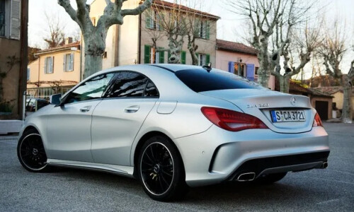 Mercedes-Benz CLA 250 #4