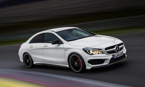 Mercedes-Benz CLA 45 AMG #2