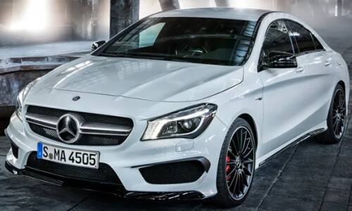 Mercedes-Benz CLA 45 AMG #10