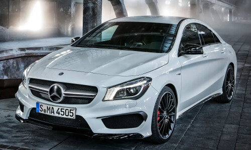 Mercedes-Benz CLA 45 AMG #16