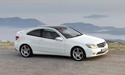 Mercedes-Benz CLC 220 #1