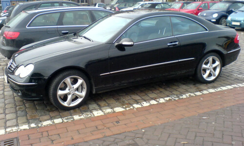 Mercedes-Benz CLK #1