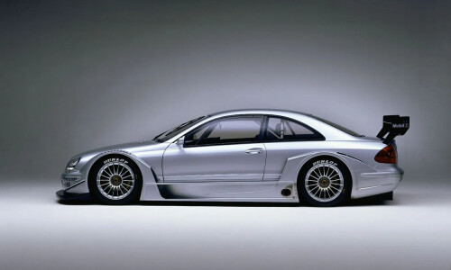 Mercedes-Benz CLK 55 AMG #13