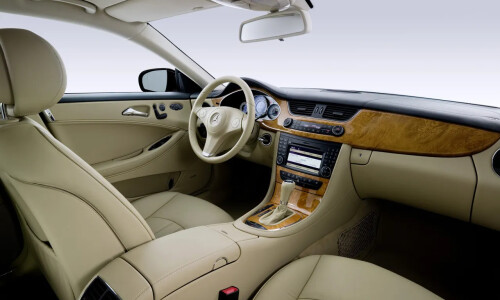 Mercedes-Benz CLS 320 #5