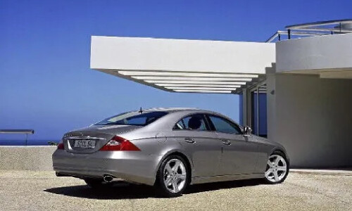 Mercedes-Benz CLS 320 #8