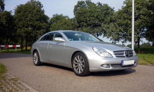 Mercedes-Benz CLS 320 #9