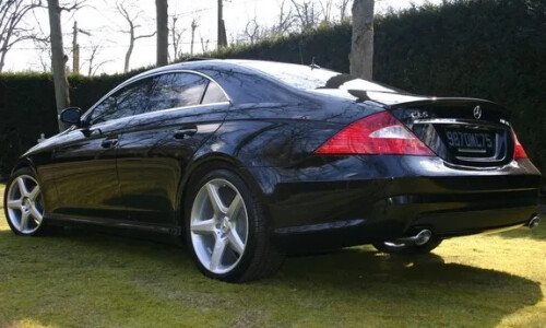 Mercedes-Benz CLS 320 #13