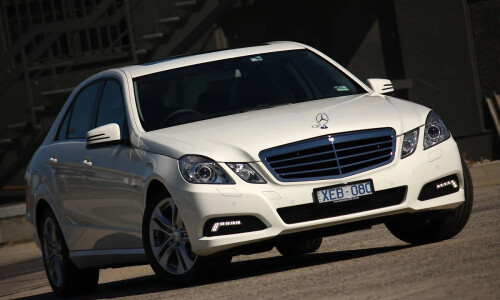 Mercedes-Benz E 220 #3