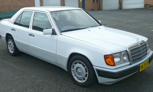 Mercedes-Benz E 230 #2