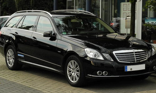 Mercedes-Benz E 250 CDI T-Modell #1