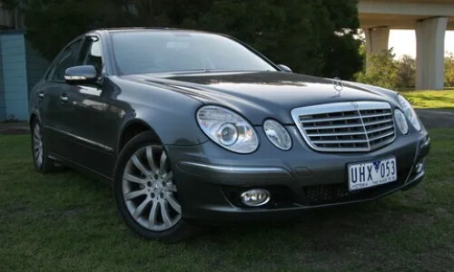 Mercedes-Benz E 280 CDI #8