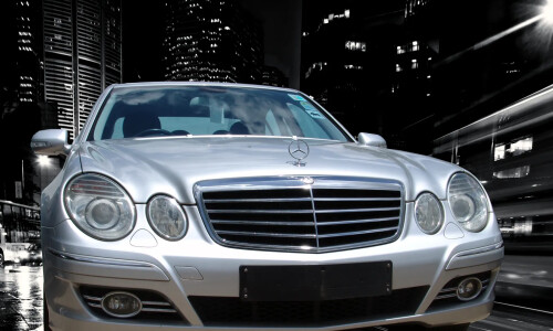 Mercedes-Benz E 280 CDI #10