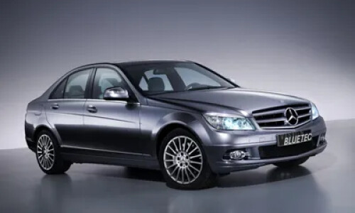 Mercedes-Benz E 320 Bluetec #7