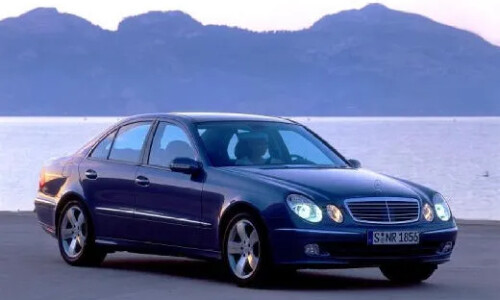Mercedes-Benz E 320 CDI 4MATIC #5