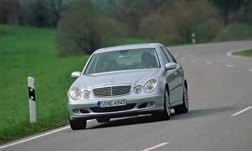 Mercedes-Benz E 420 CDI #8