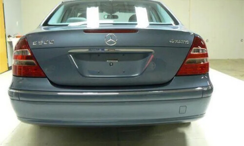Mercedes-Benz E 500 4MATIC #3