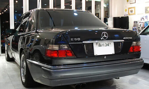 Mercedes-Benz E 60 AMG #7