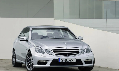 Mercedes-Benz E 63 AMG #4