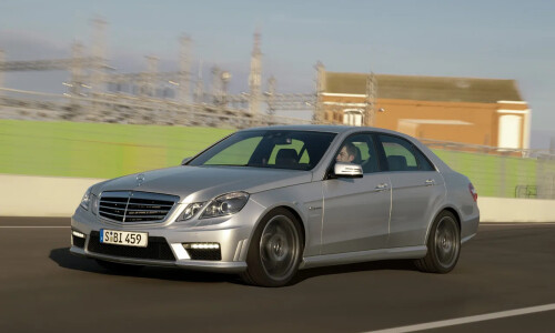 Mercedes-Benz E 63 AMG #7