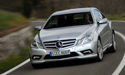 Mercedes-Benz E-Class #1