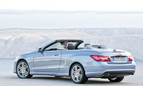 Mercedes-Benz E-Klasse Cabrio #1