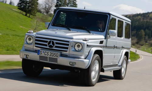 Mercedes-Benz G 500 #15