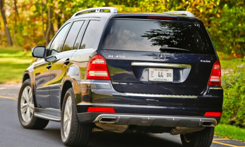 Mercedes-Benz GL 450 #9