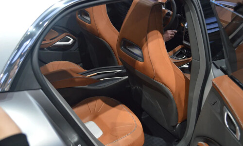 Mercedes-Benz GLA #5